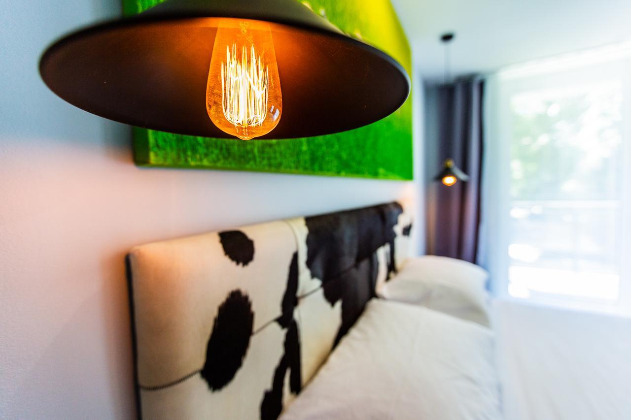 The One Apartments (Adults Only) Siófok Exteriér fotografie
